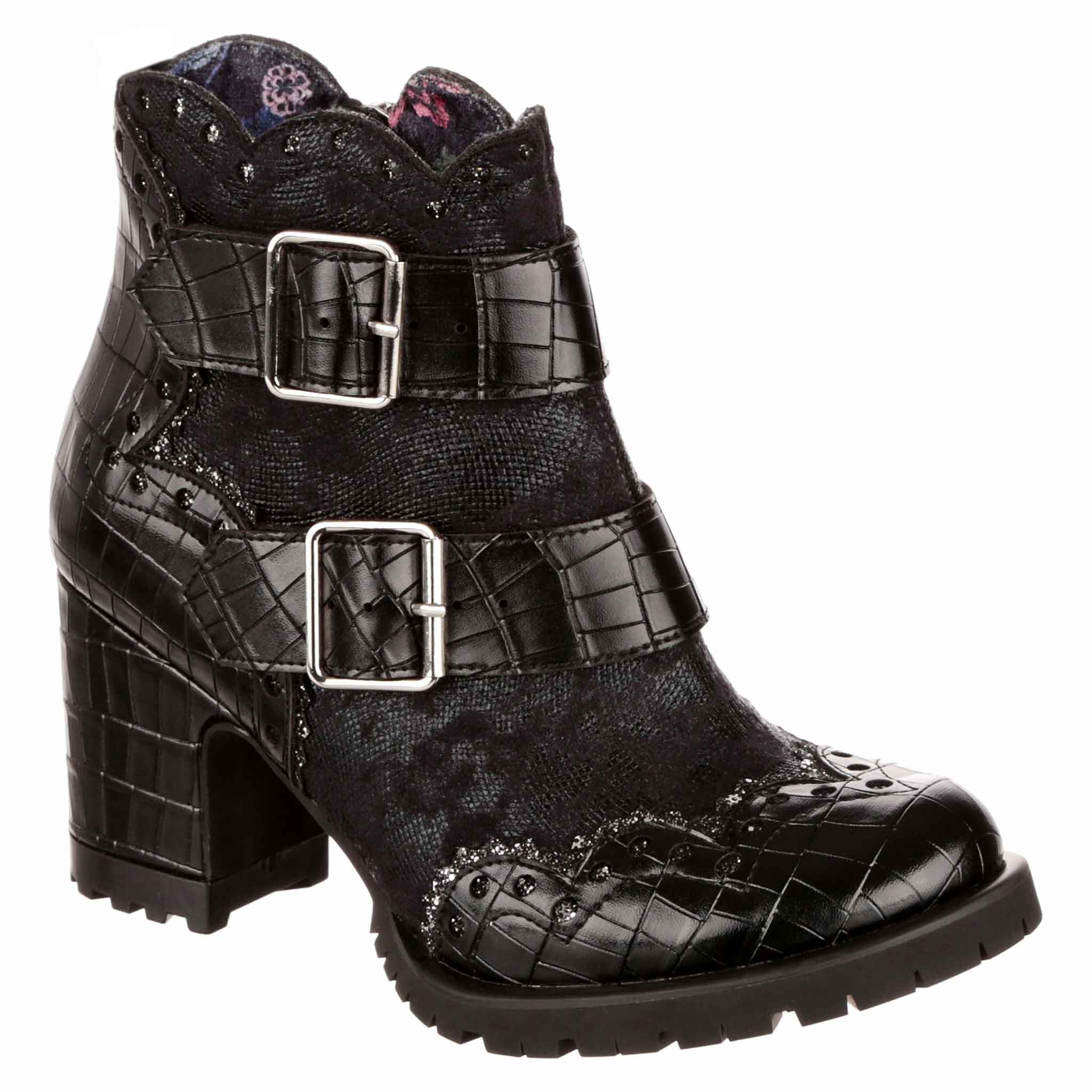 Buckle Babe